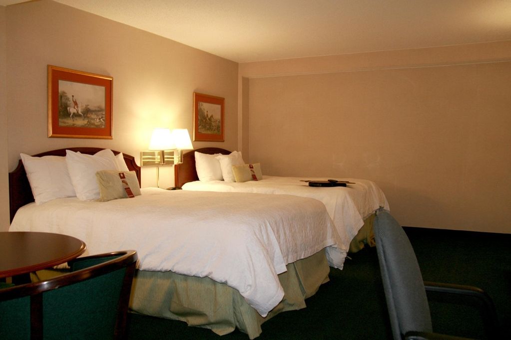 Hampton Inn & Suites Florence Center חדר תמונה